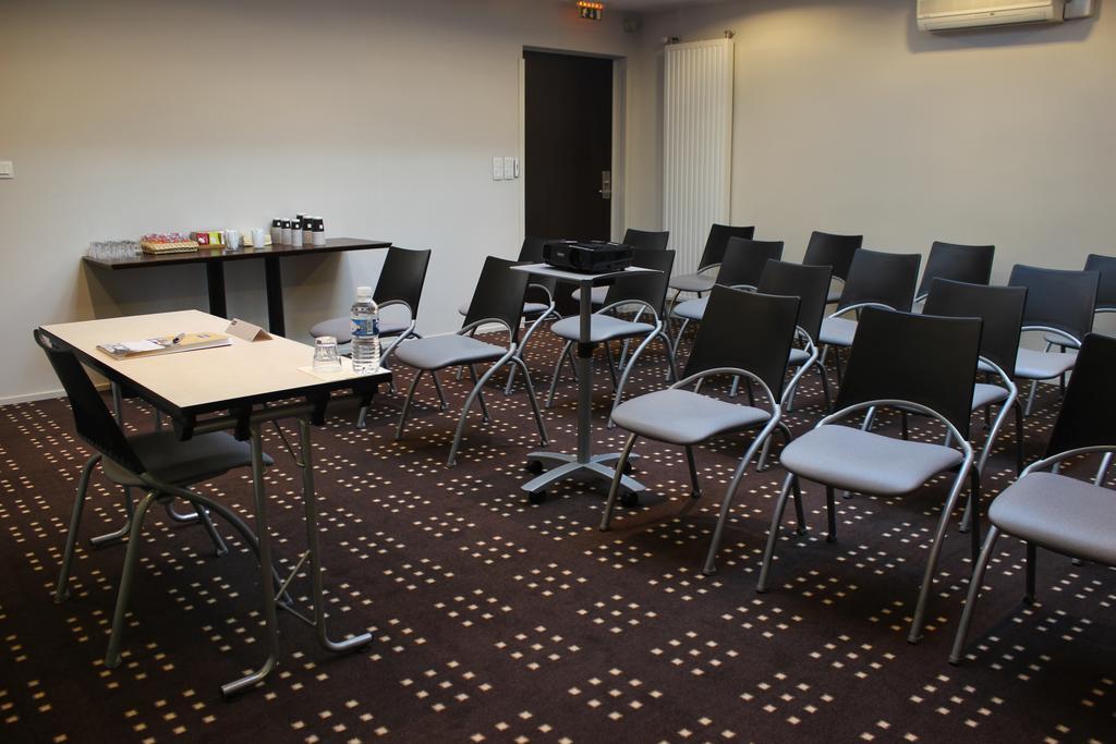 Kyriad Rennes Nord Hotel Экстерьер фото